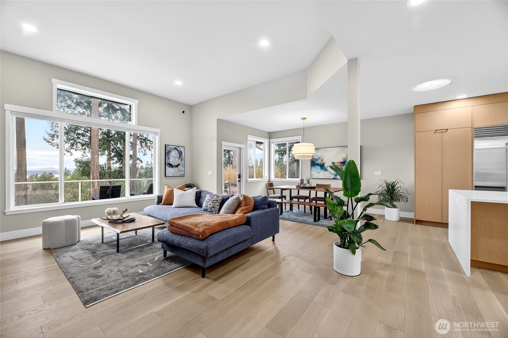 12235 15th Avenue Southwest Burien, WA 98146 - Photo 8 of 30