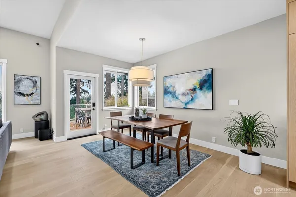$1,500,000 | 12235 15th Avenue Southwest, Burien, WA 98146