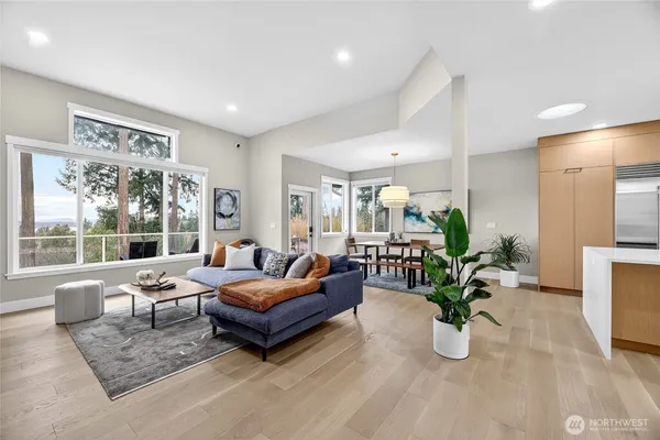 $1,500,000 | 12235 15th Avenue Southwest, Burien, WA 98146
