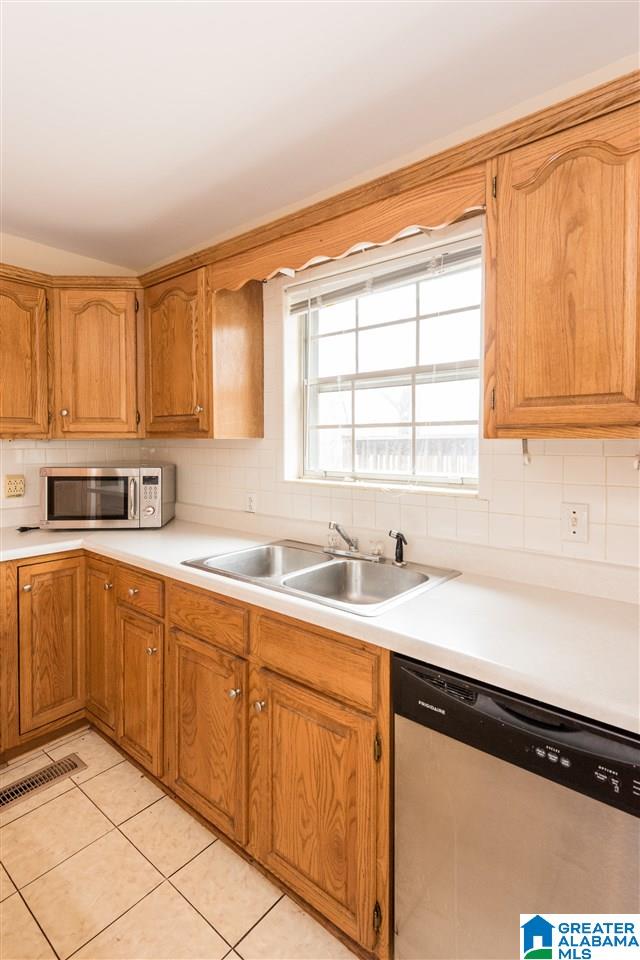 4536 South Shades Crest Road Bessemer, AL 35022 - Photo 13 of 33