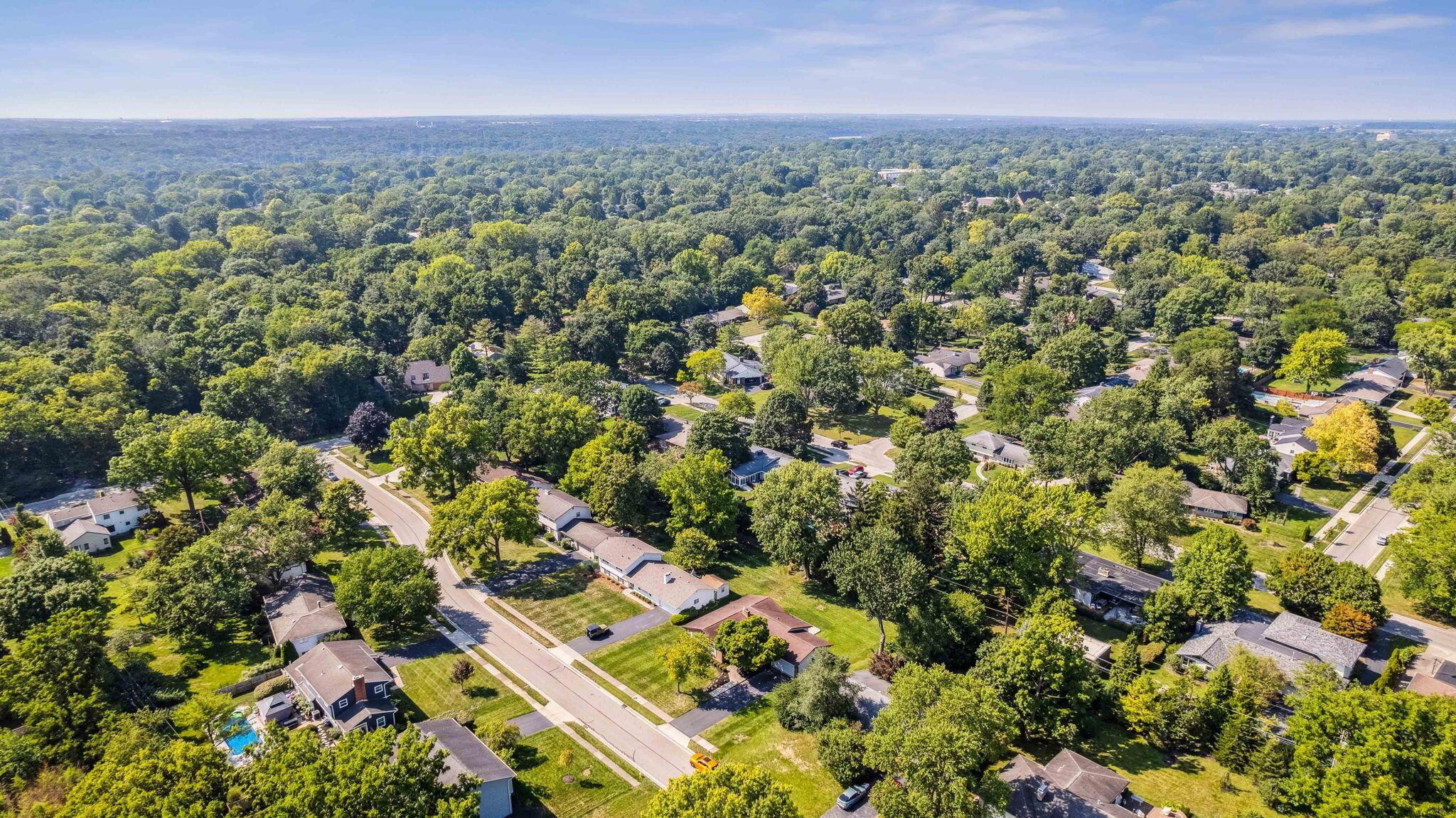2220 Shoreham Road Columbus, OH 43220 - Photo 61 of 62 Sky View - Drone