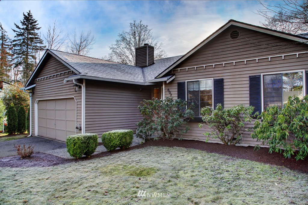 602 164th Place Southeast Bothell, WA 98012 - Photo 2 of 18