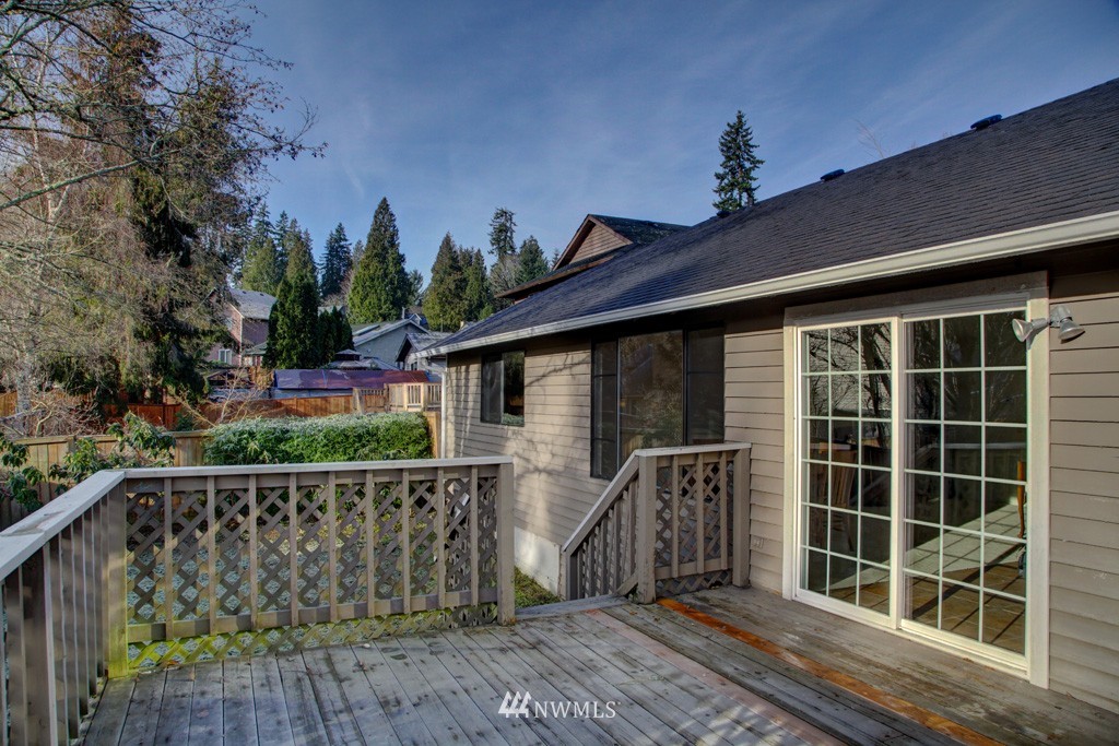 602 164th Place Southeast Bothell, WA 98012 - Photo 16 of 18