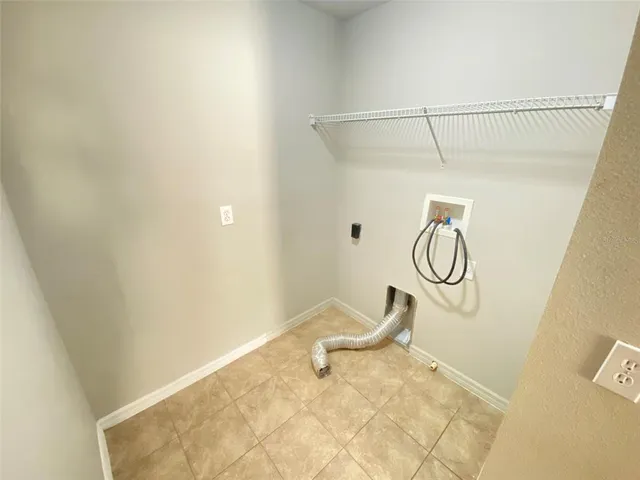$2,295 | 13838 Phoenix Drive, Orlando, FL 32828