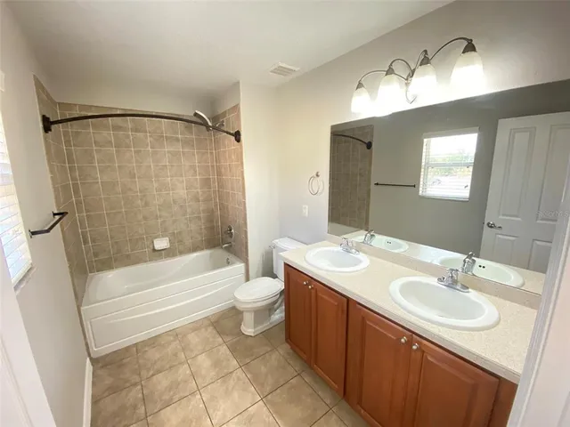 $2,295 | 13838 Phoenix Drive, Orlando, FL 32828