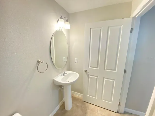 $2,295 | 13838 Phoenix Drive, Orlando, FL 32828