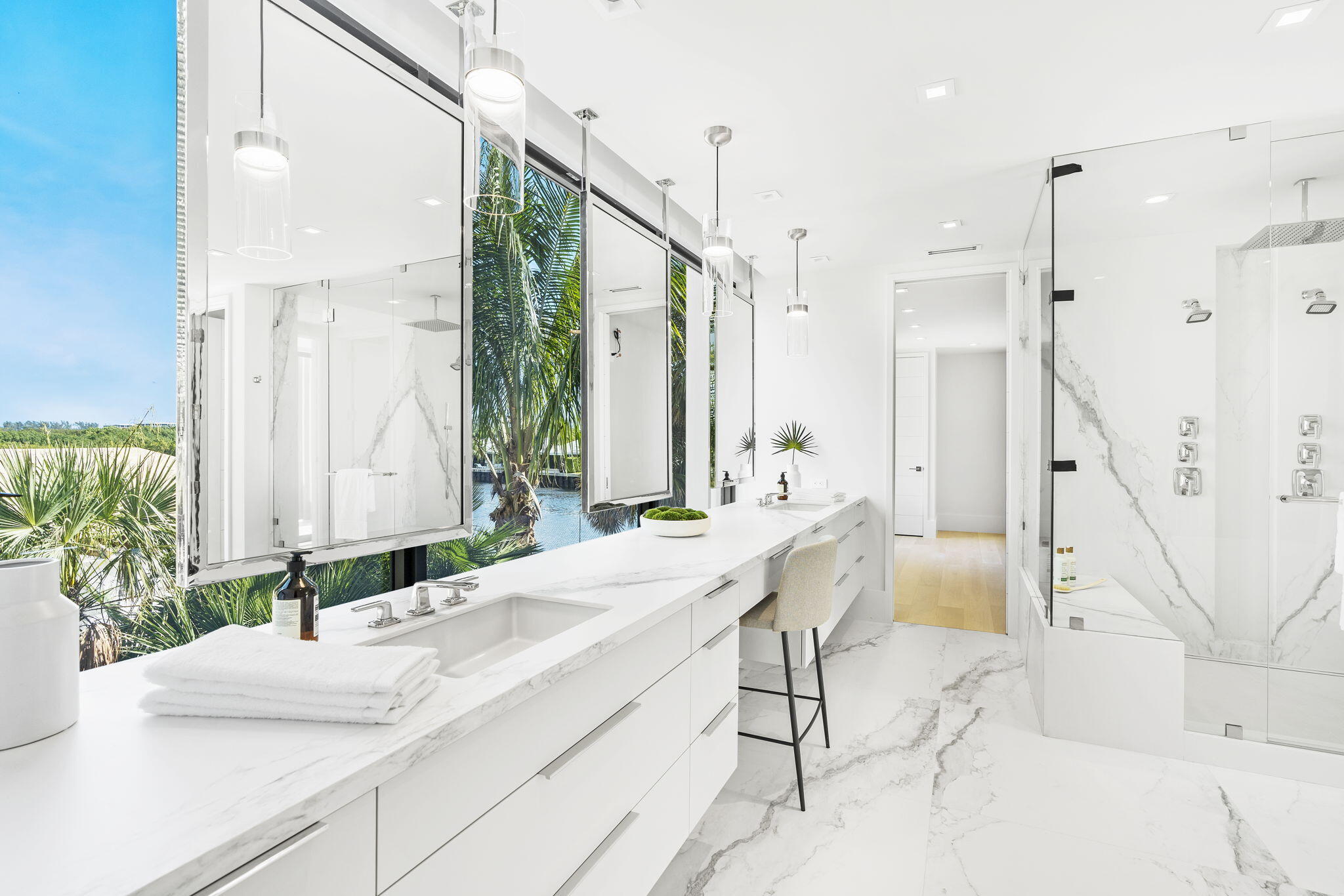 2291 Ibis Isle Road East Palm Beach, FL 33480 - Photo 17 of 32 46-web-or-mls-DSC03671