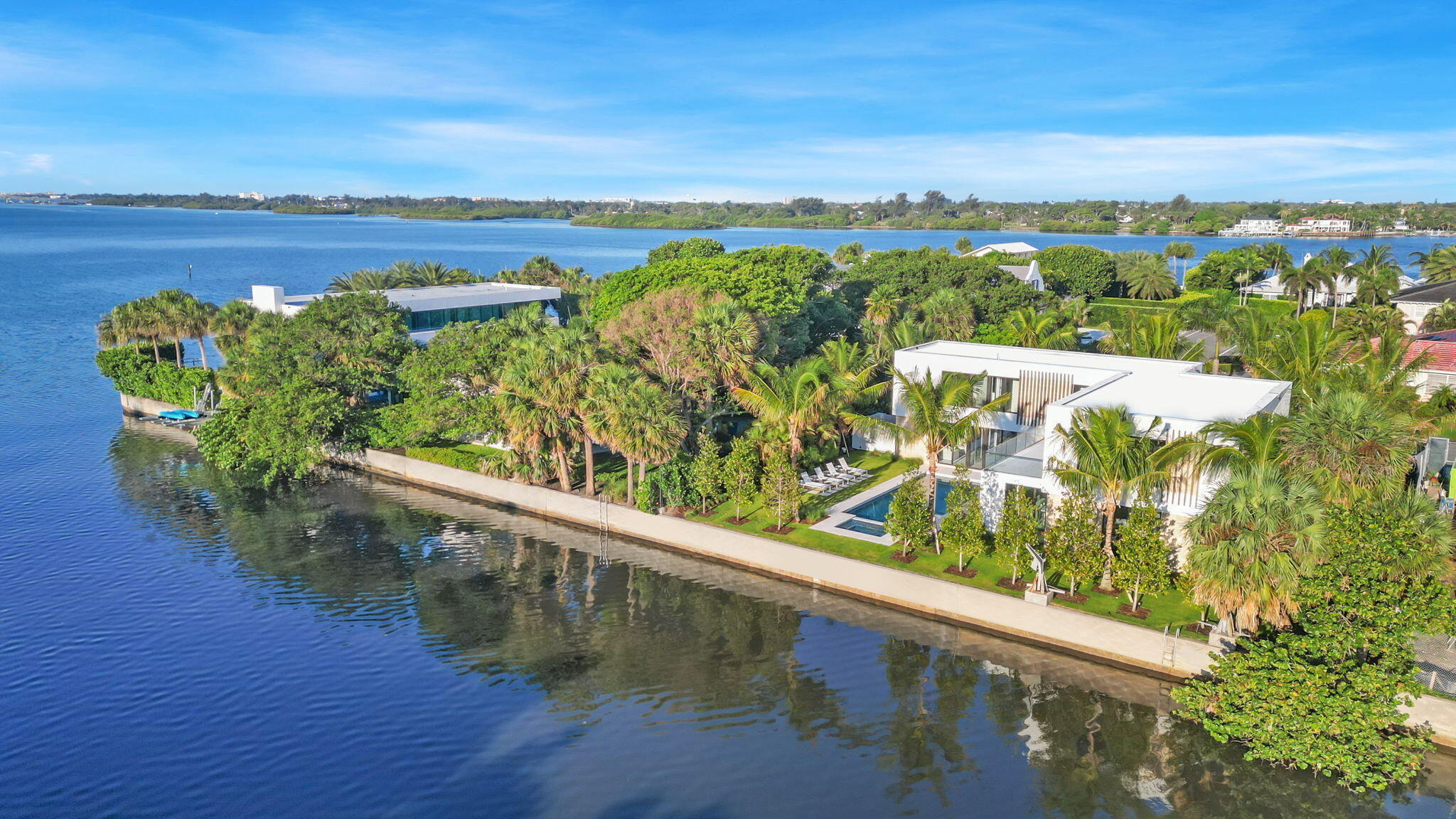 2291 Ibis Isle Road East Palm Beach, FL 33480 - Photo 2 of 32 27-web-or-mls-DJI_0319