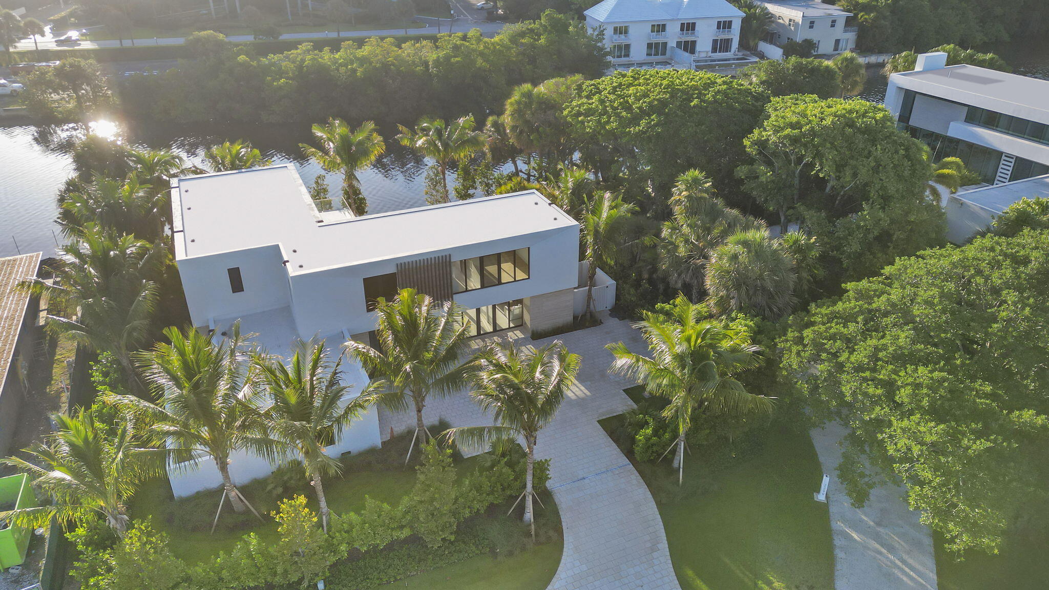 2291 Ibis Isle Road East Palm Beach, FL 33480 - Photo 3 of 32 24-web-or-mls-DJI_0288