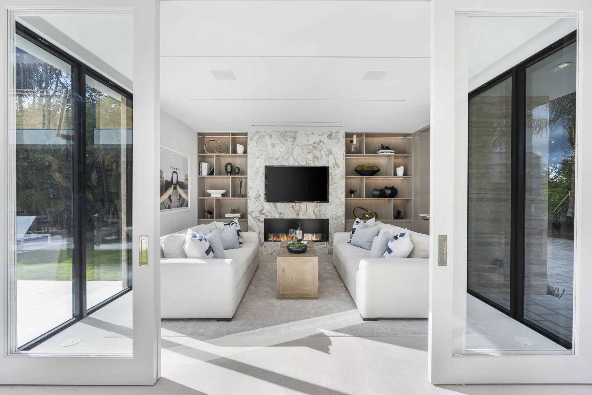 2291 Ibis Isle Road East Palm Beach, FL 33480 - Photo 5 of 32 4-web-or-mls-DSC03485