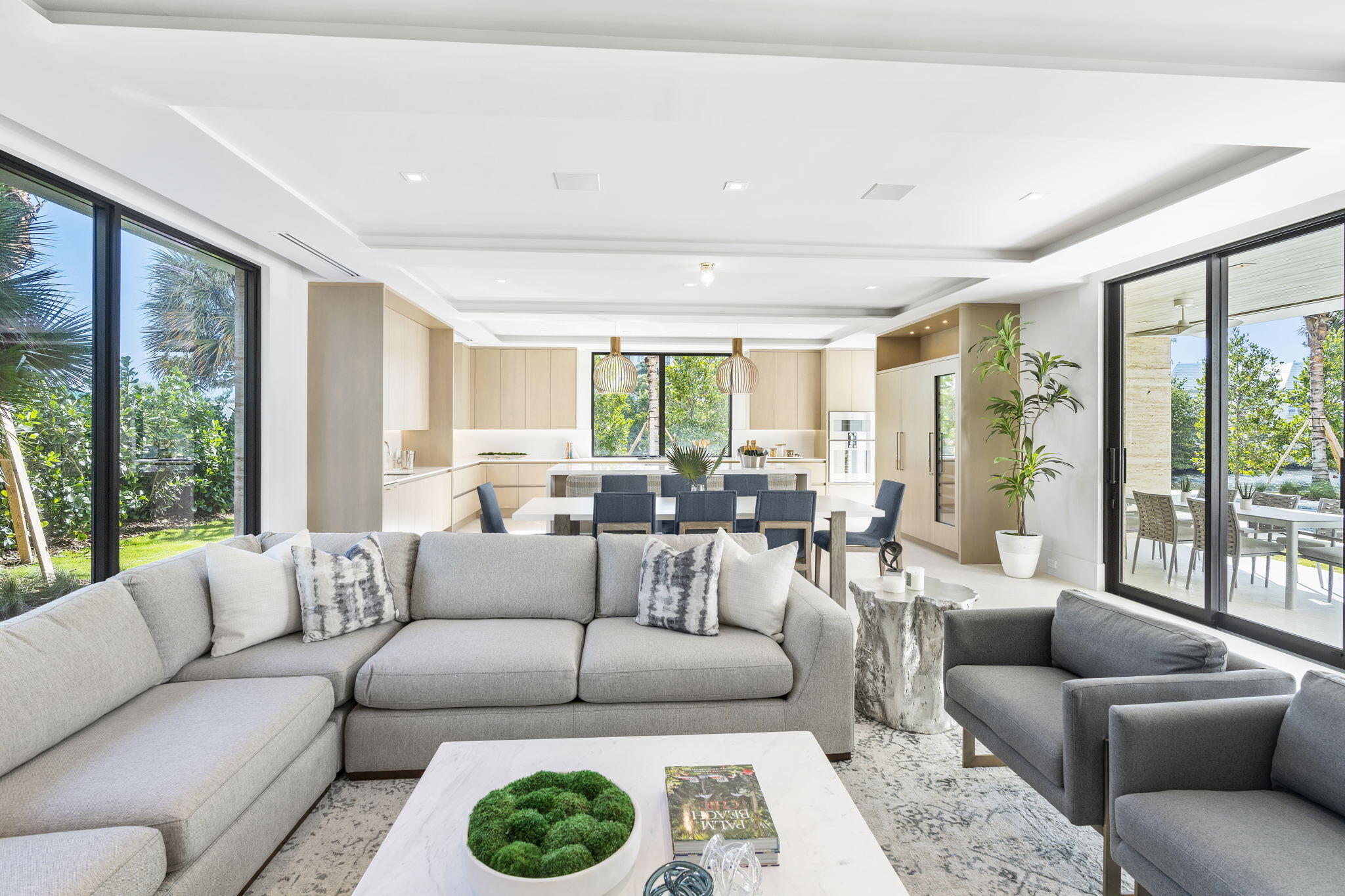 2291 Ibis Isle Road East Palm Beach, FL 33480 - Photo 6 of 32 7-web-or-mls-DSC03572