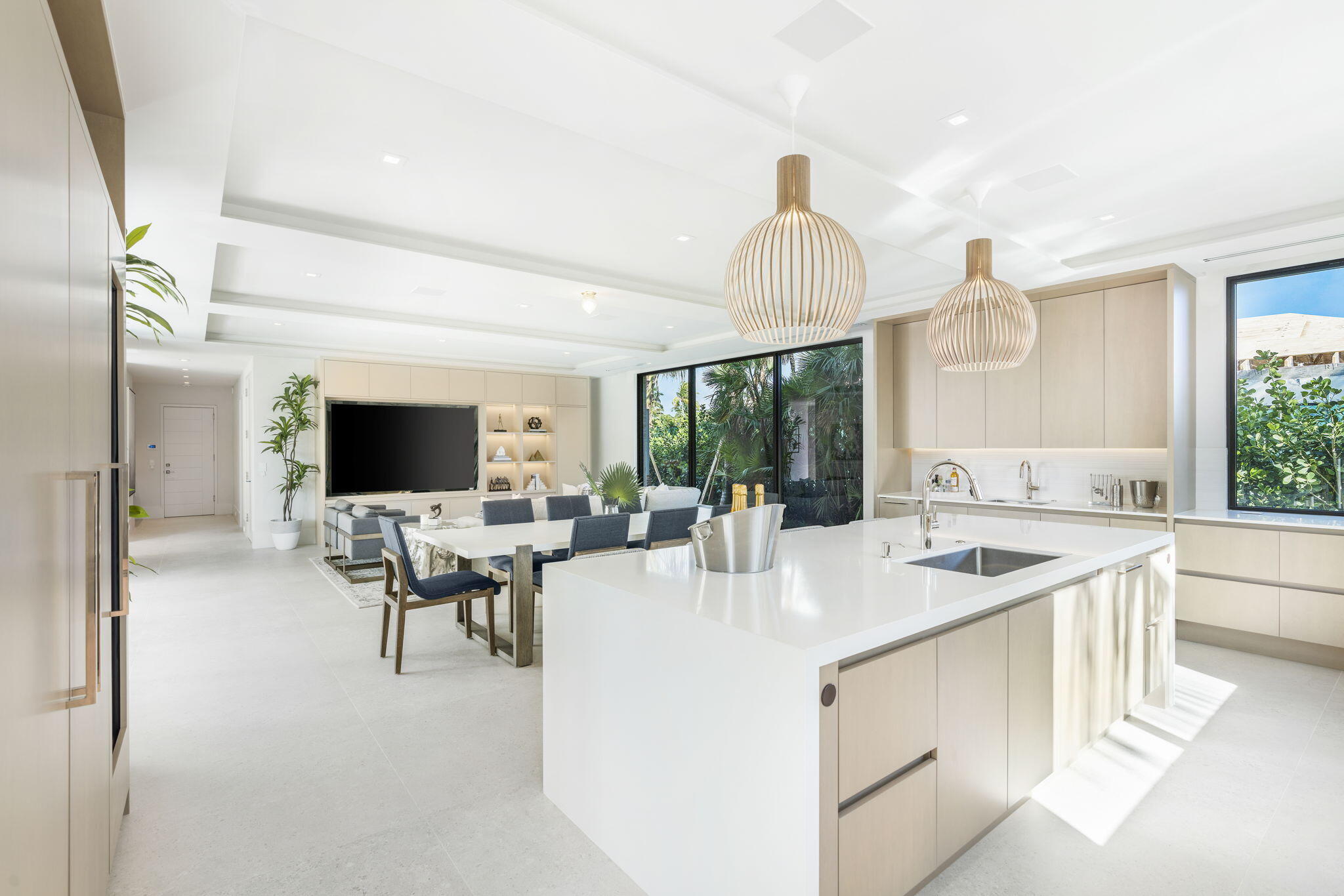 2291 Ibis Isle Road East Palm Beach, FL 33480 - Photo 10 of 32 16-web-or-mls-DSC03551