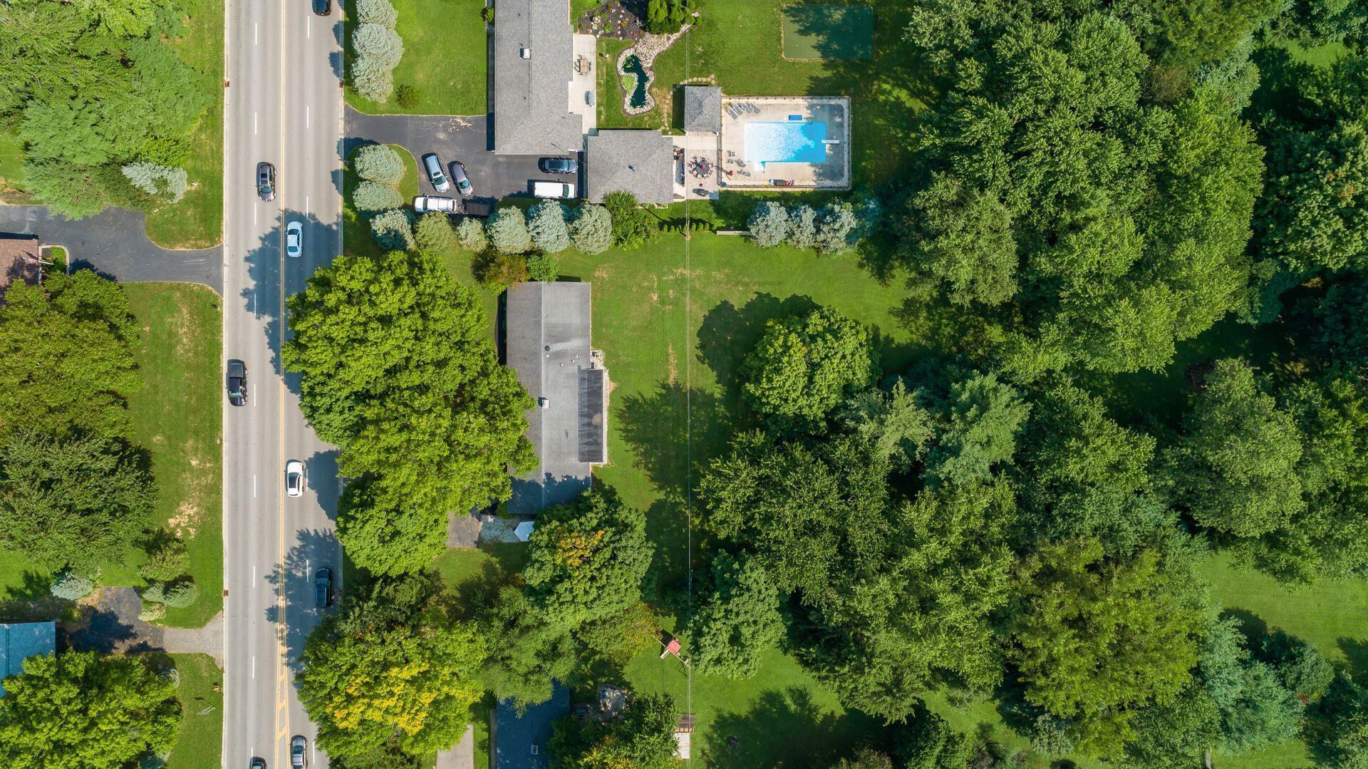 3495 Fishinger Road Columbus, OH 43221 - Photo 39 of 55 .