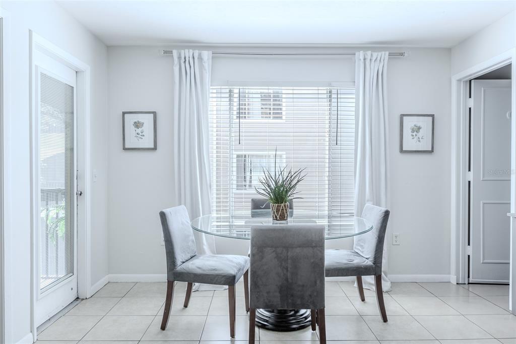 3800 Southwest 20th Avenue, Unit 206 Gainesville, FL 32607 - Photo 4 of 18