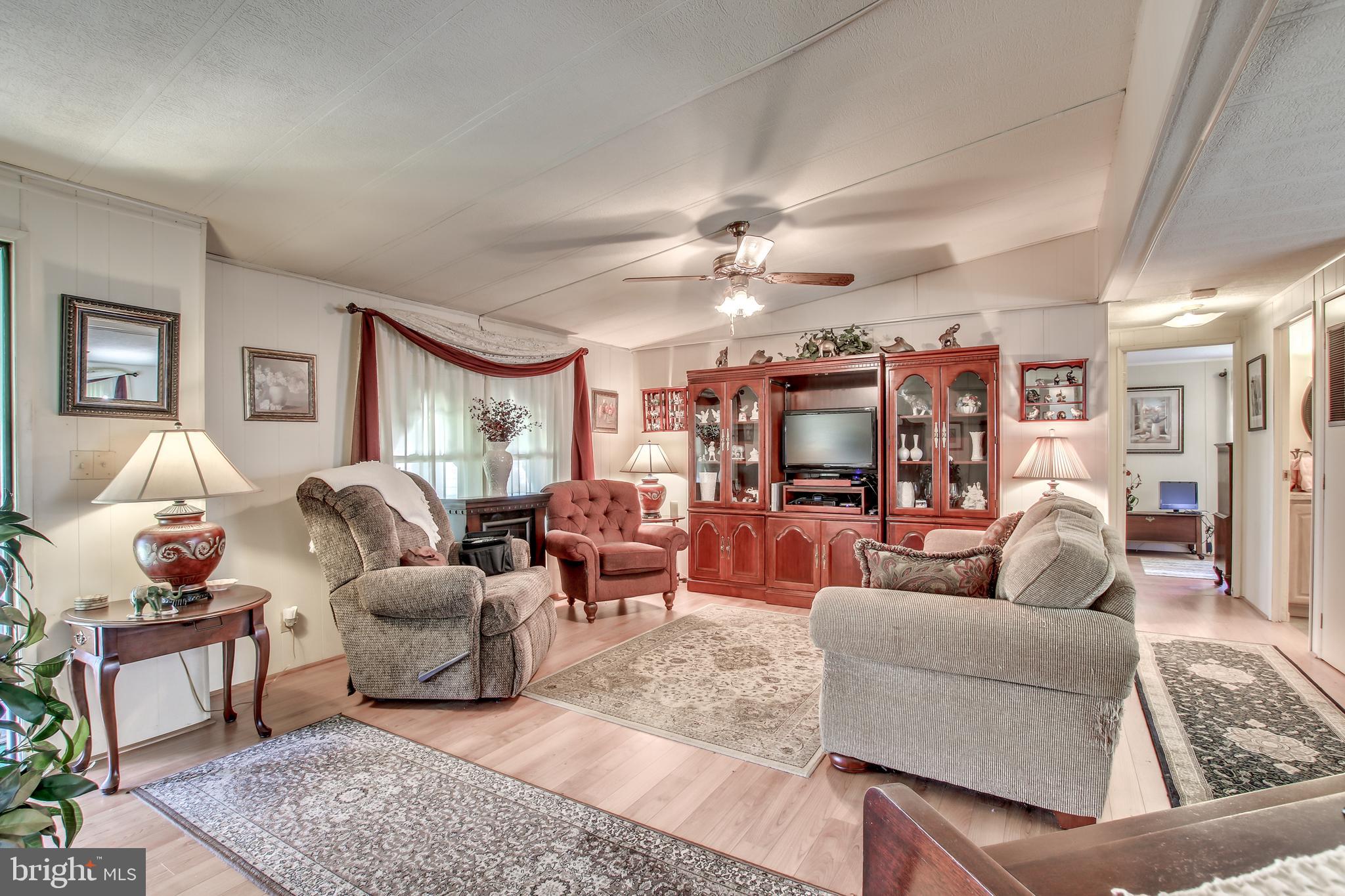 322 Running Brook Road North Wales, PA 19454 - Photo 8 of 25 Gallery Image 8