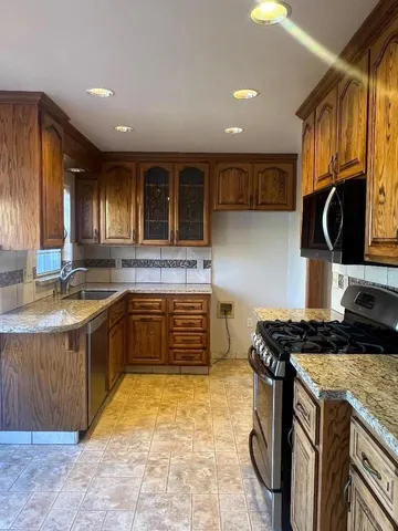 $5,500 | 3833 Brookdale Boulevard, Castro Valley, CA 94546