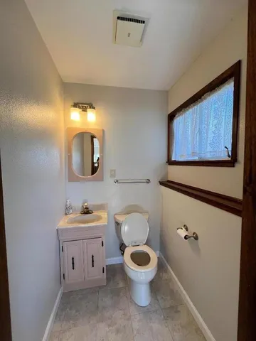 $5,500 | 3833 Brookdale Boulevard, Castro Valley, CA 94546