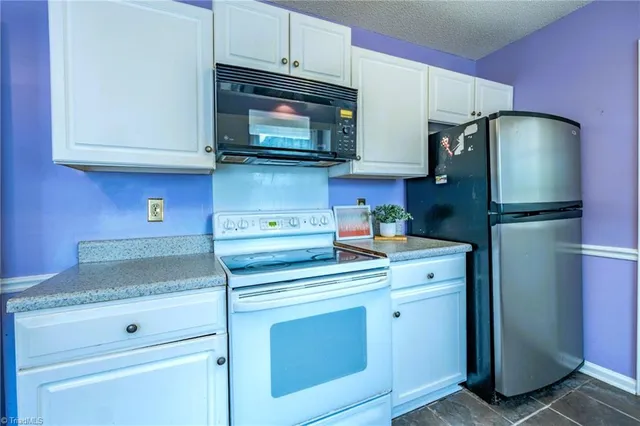 $299,900 | 5105 Mountain Ash Court, Greensboro, NC 27410