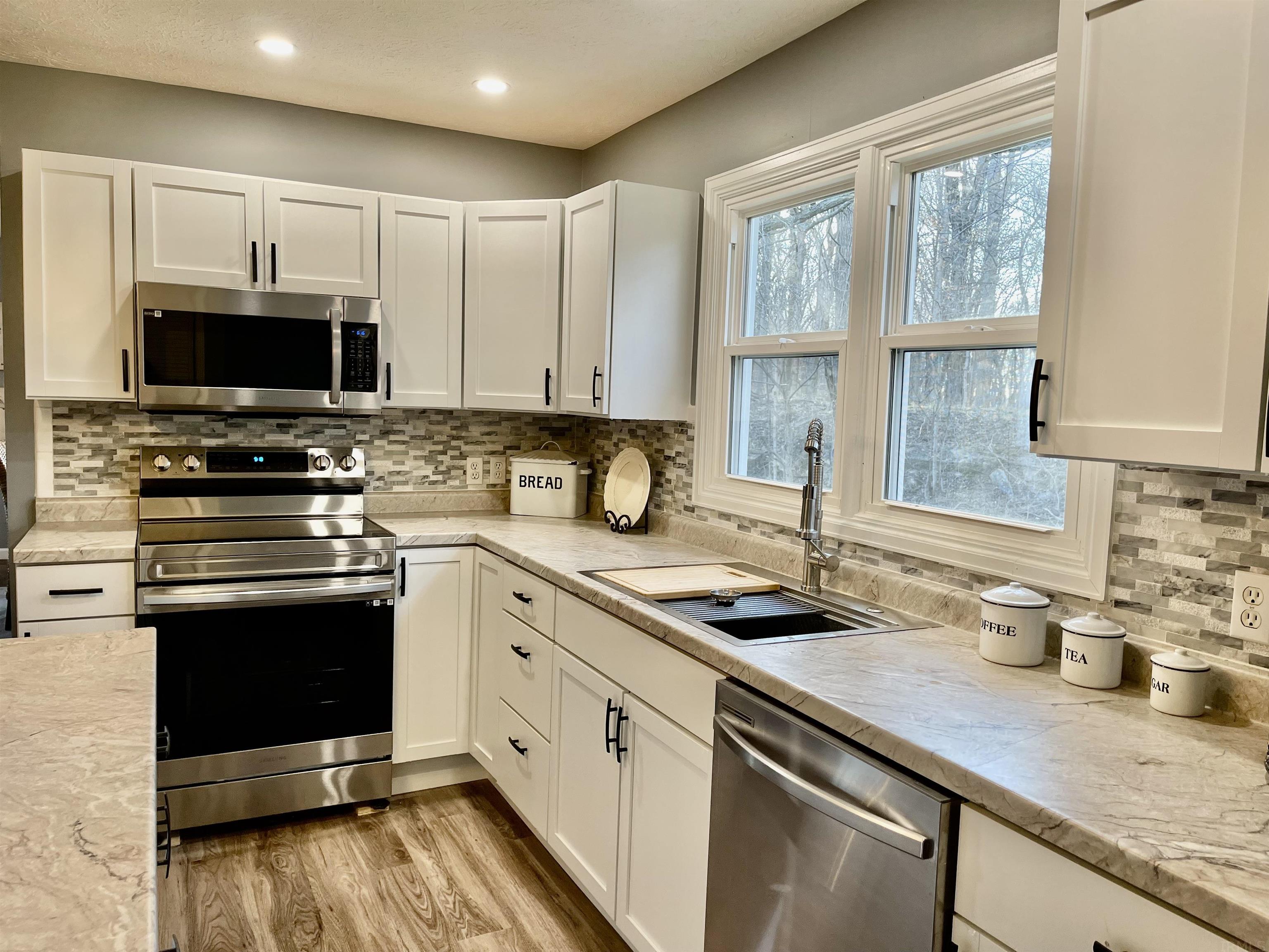 811 Heltonville Road East Bedford, IN 47421 - Photo 7 of 15