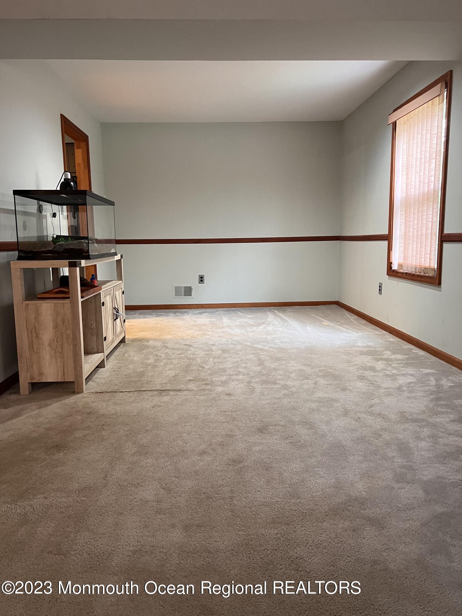 10 Feathertree Court Howell, NJ 07731 - Photo 11 of 21 Dining Room