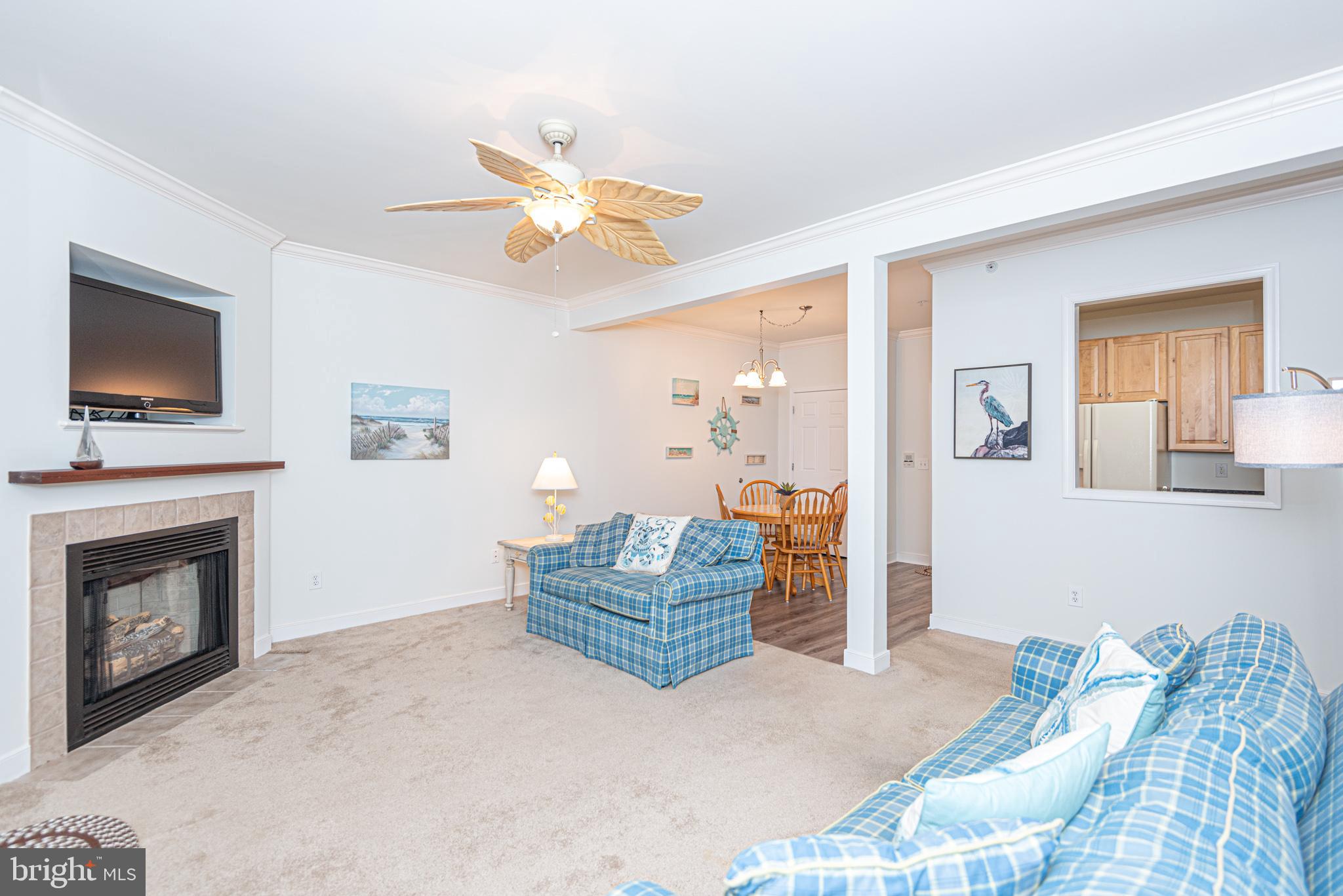 30611 Cedar Neck Road, Unit 2103 Ocean View, DE 19970 - Photo 13 of 44 Open living space