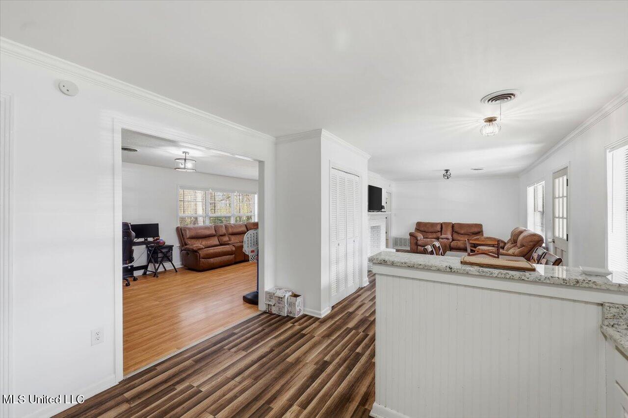 621 Middleton Road Winona, MS 38967 - Photo 11 of 33 12-621 Middleton Rd _ Home Tours MS