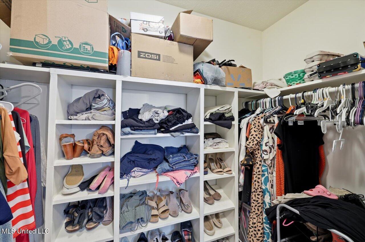 621 Middleton Road Winona, MS 38967 - Photo 23 of 33 24-621 Middleton Rd _ Home Tours MS