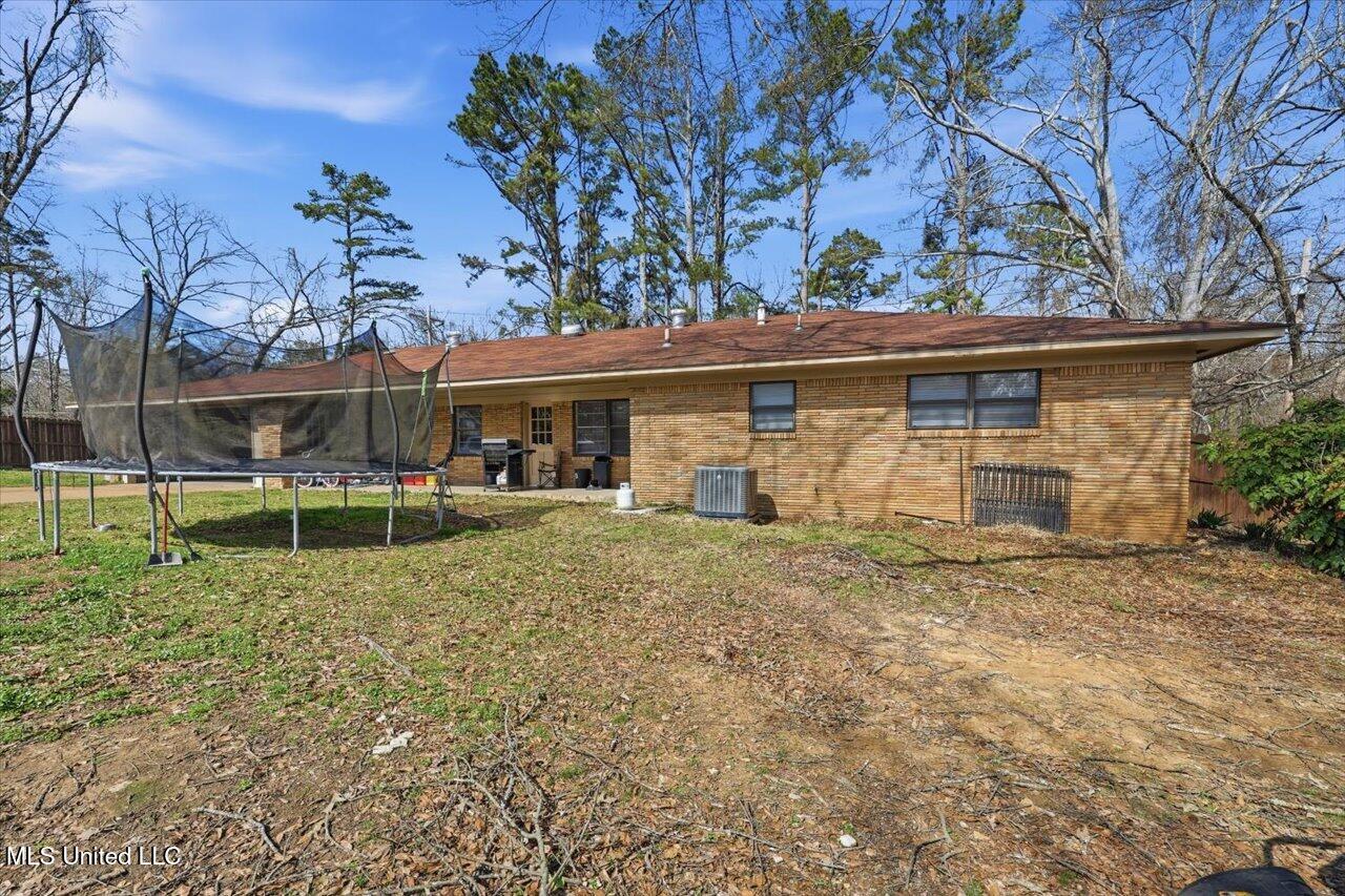 621 Middleton Road Winona, MS 38967 - Photo 31 of 33 32-621 Middleton Rd _ Home Tours MS