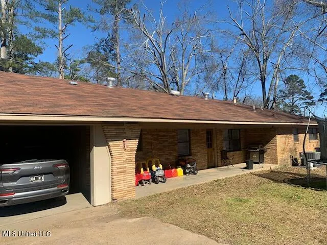 $230,000 | 621 Middleton Road, Winona, MS 38967