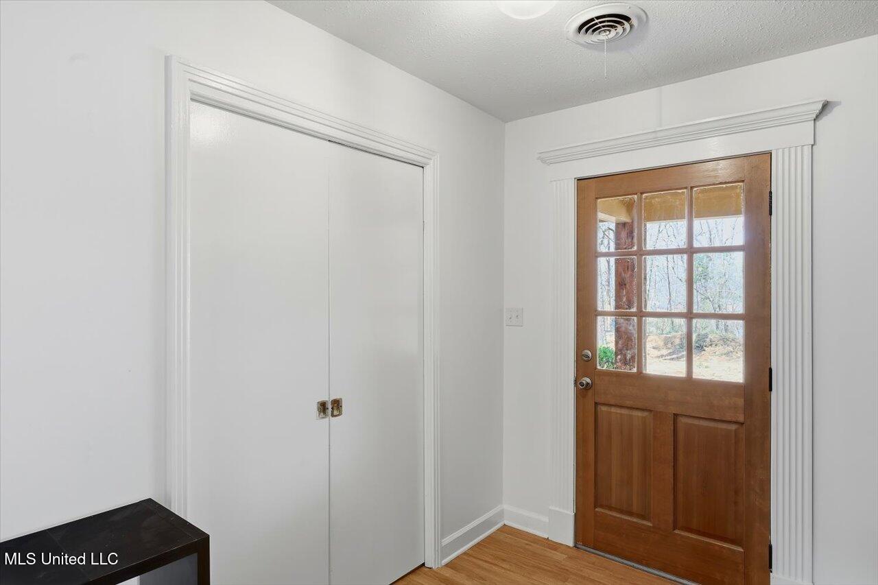 621 Middleton Road Winona, MS 38967 - Photo 4 of 33 05-621 Middleton Rd _ Home Tours MS