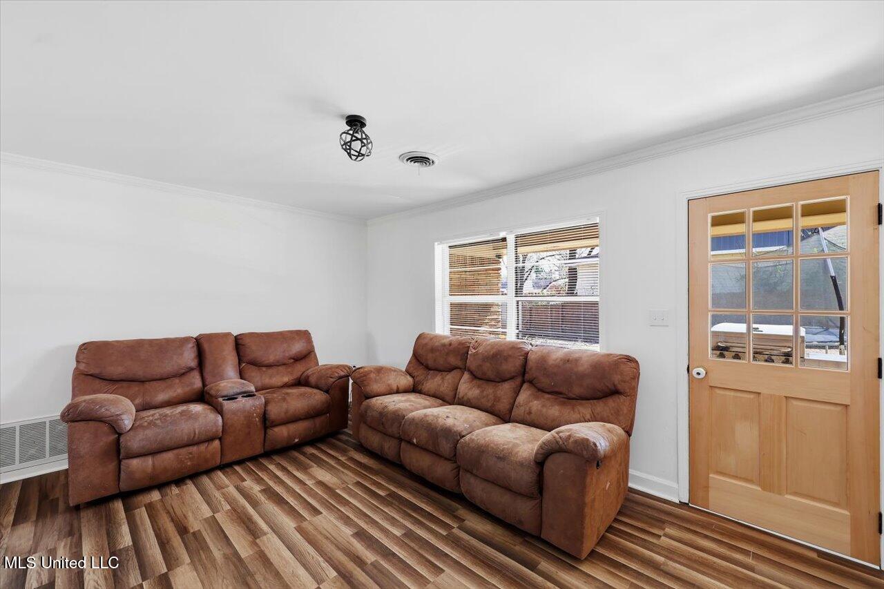 621 Middleton Road Winona, MS 38967 - Photo 8 of 33 09-621 Middleton Rd _ Home Tours MS