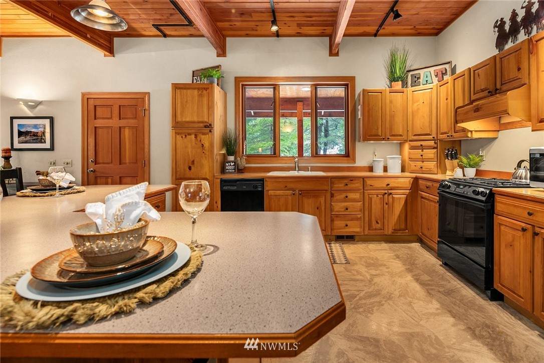 220 Bakers Road Ronald, WA 98940 - Photo 4 of 34 Gallery Image 4