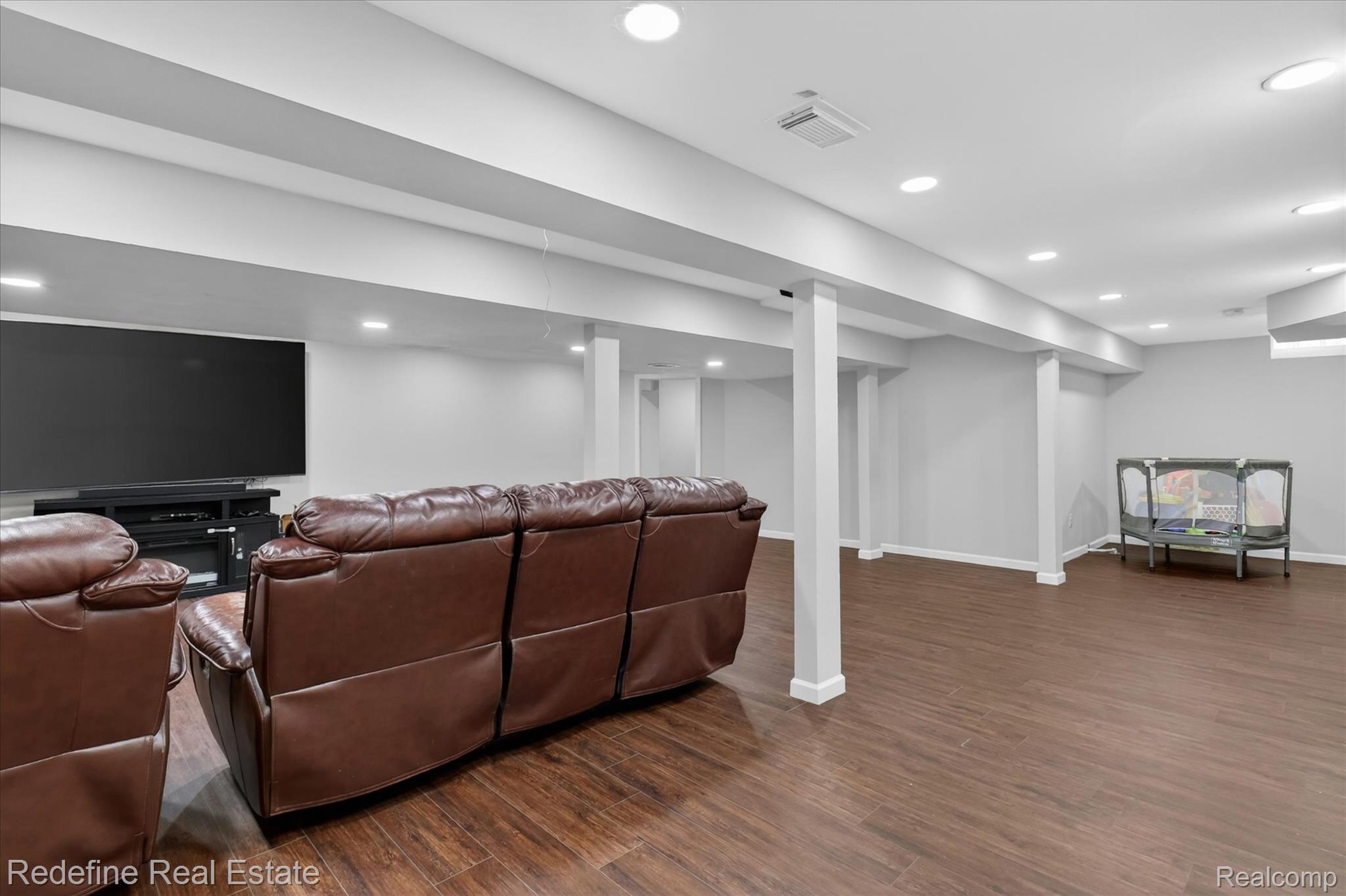 2976 Andlaur Drive Rochester, MI 48307 - Photo 38 of 60 46-2976-Andlaur-Dr-Rochester-Hills-.jpg