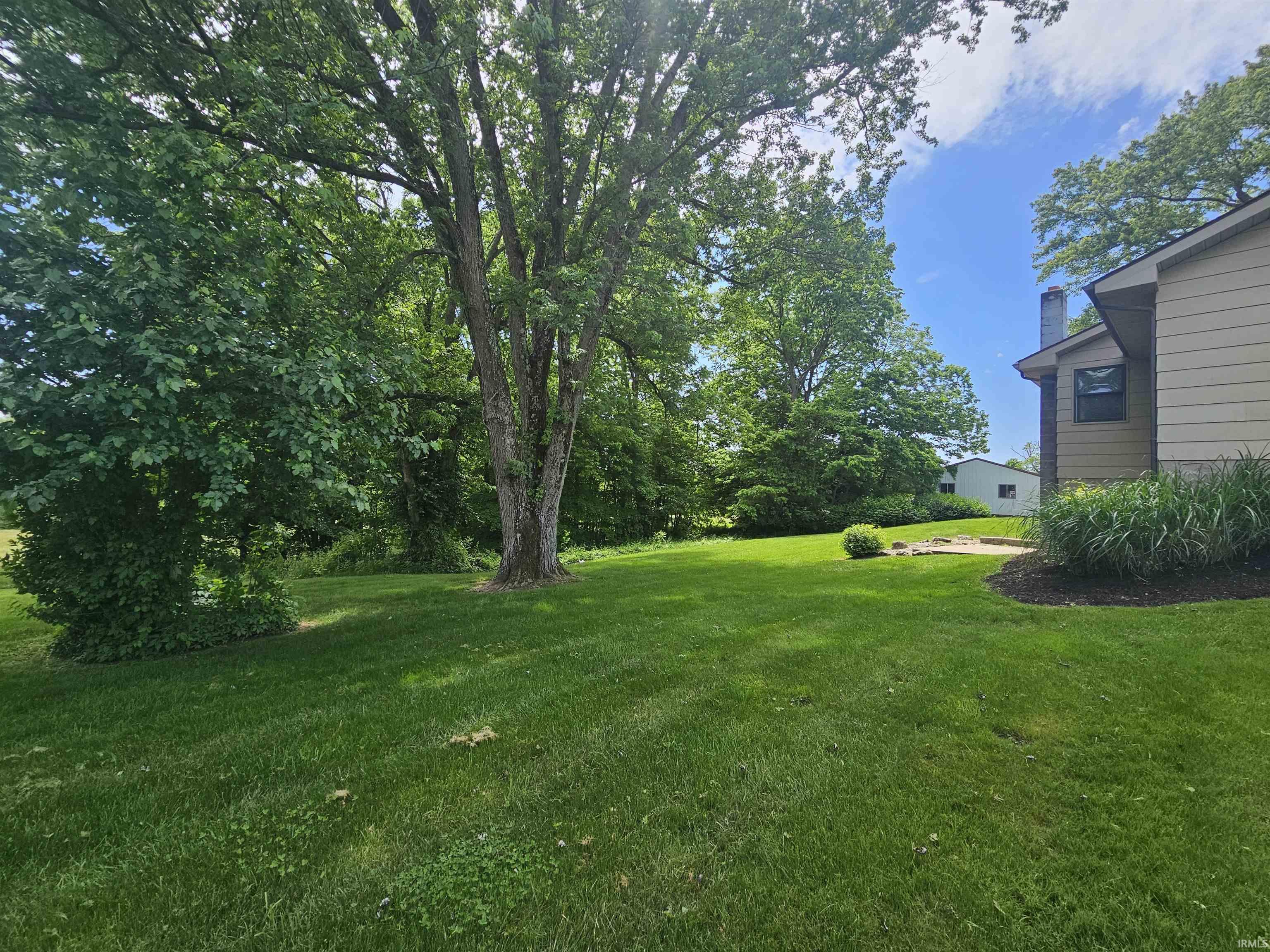 1293 West Popcorn Road Bloomington, IN 47403 - Photo 3 of 36