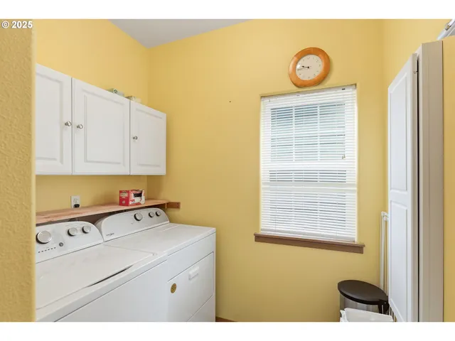 $599,900 | 15694 Southeast Upman Way, Damascus, OR 97089