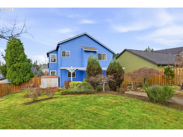 $565,000 | 15694 Southeast Upman Way, Damascus, OR 97089