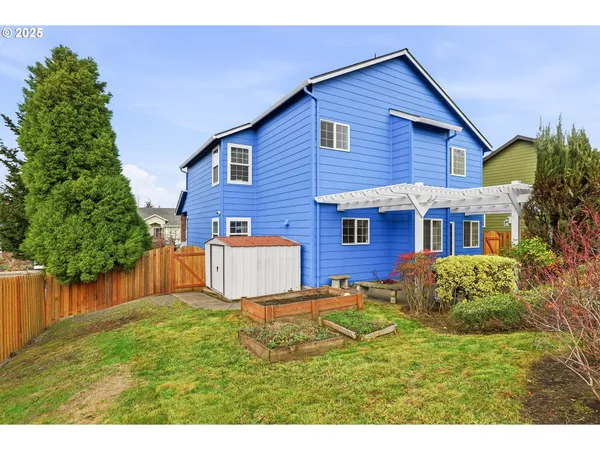 $565,000 | 15694 Southeast Upman Way, Damascus, OR 97089