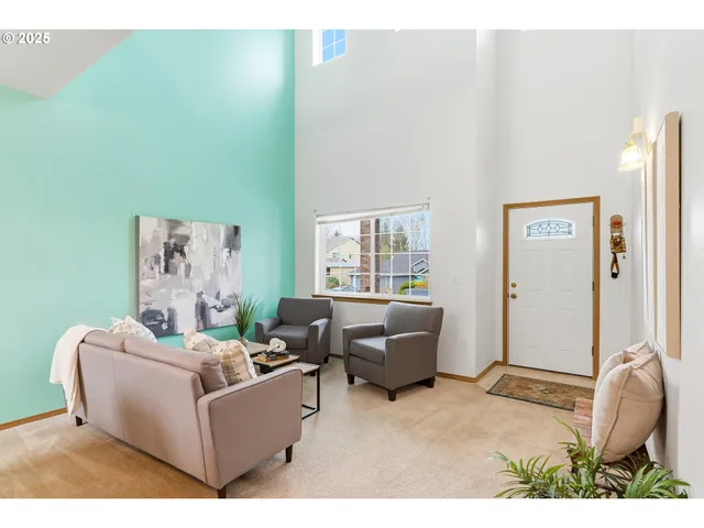 $599,900 | 15694 Southeast Upman Way, Damascus, OR 97089