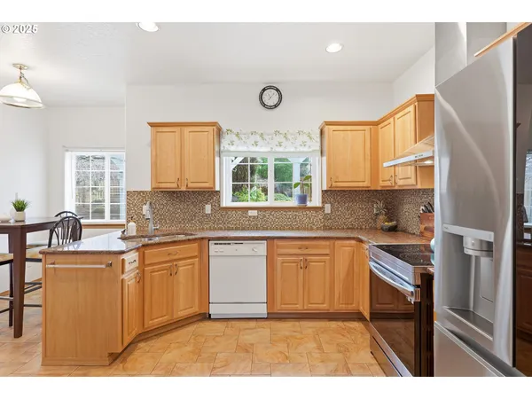 $565,000 | 15694 Southeast Upman Way, Damascus, OR 97089