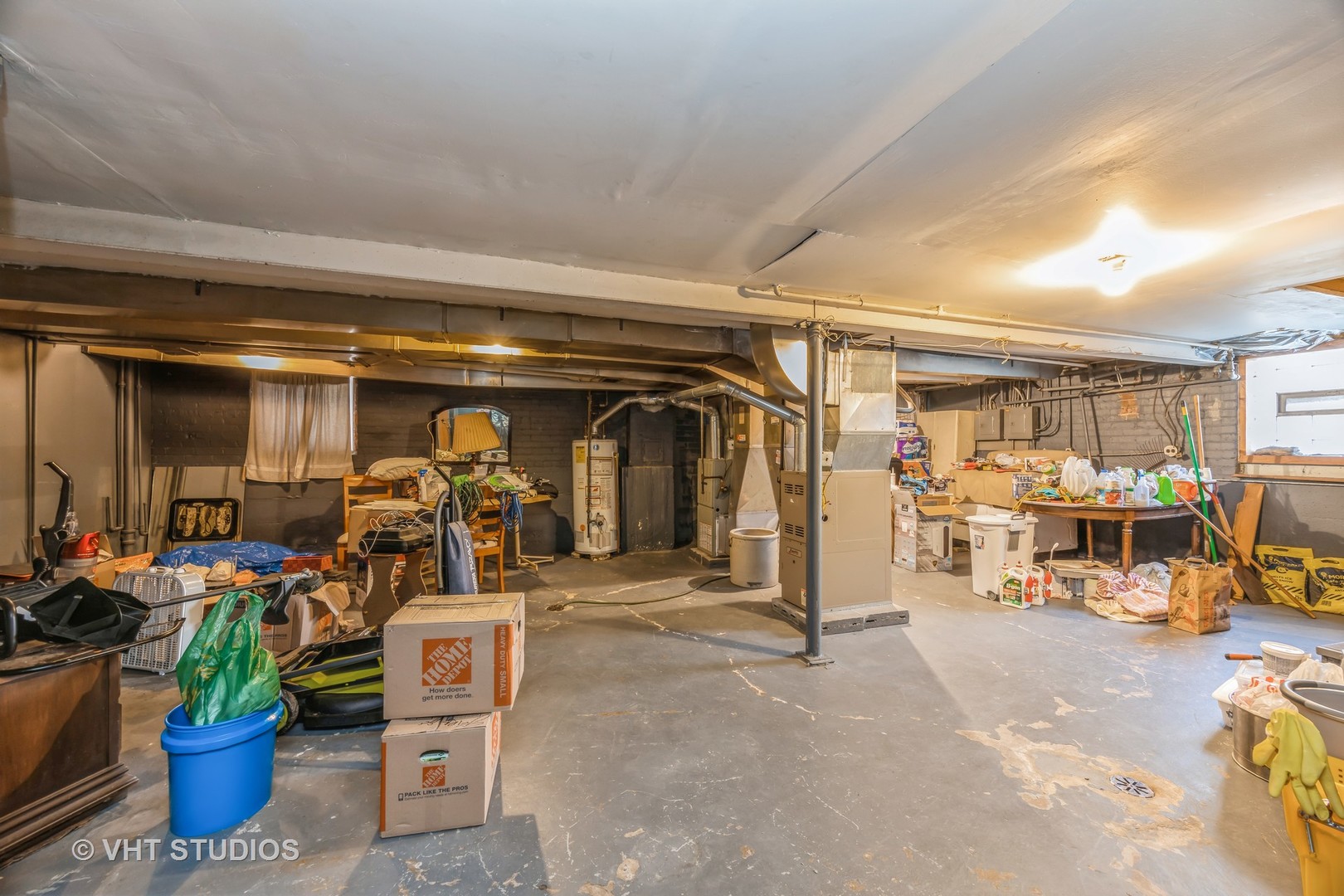 2452 West Marquette Road Chicago, IL 60629 - Photo 10 of 11 a view of a room with gym equipment