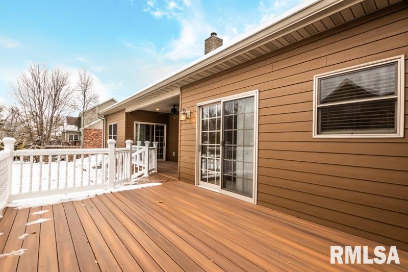 1816 Kern Road Washington, IL 61571 - Photo 45 of 50 Gallery Image 45
