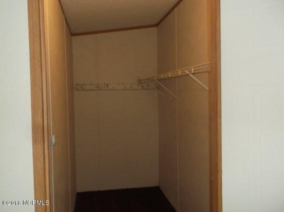 1258 East Hanrahan Road Ayden, NC 28513 - Photo 15 of 25 35 MASTER CLOSET AFTER