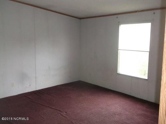 1258 East Hanrahan Road Ayden, NC 28513 - Photo 18 of 25 38 BEDROOM 2 AFTER