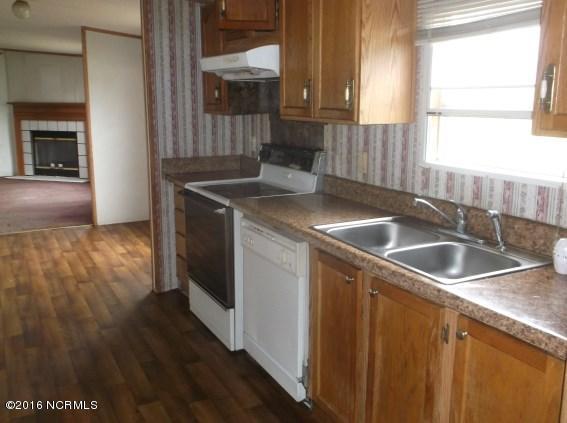 1258 East Hanrahan Road Ayden, NC 28513 - Photo 5 of 25 23 KITCHEN AFTER
