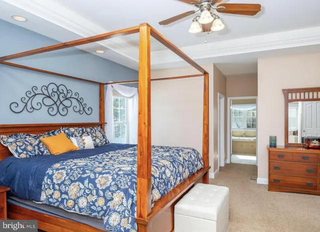 $689,999 | 12 Black Bear Run, Fleetwood, PA 19522