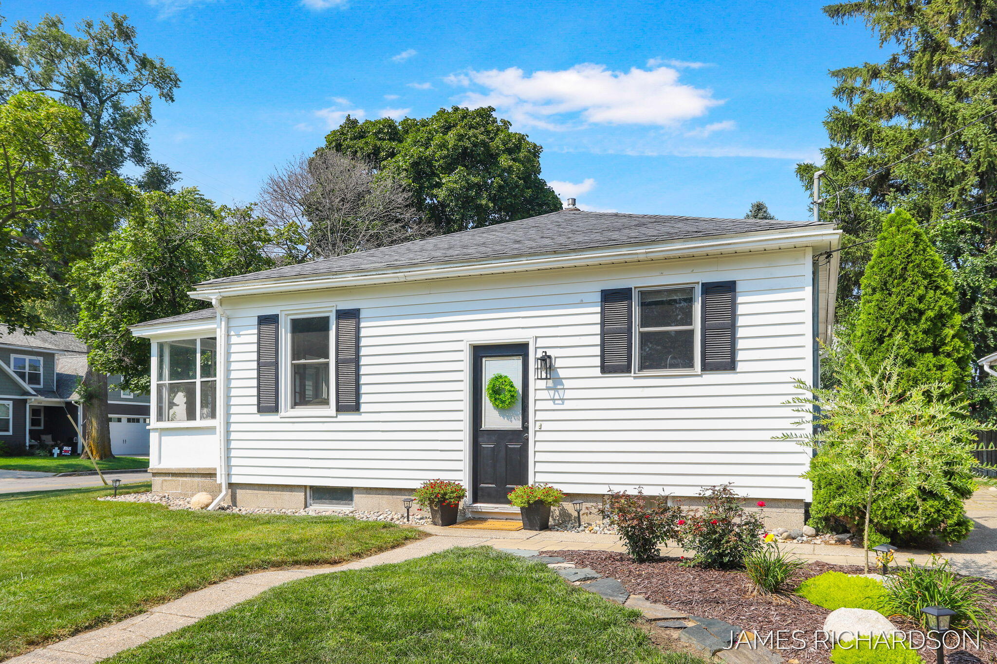 226 Prospect Street Spring Lake, MI 49456 - Photo 21 of 29 3-web-or-mls-226 Prospect St, Spring Lak