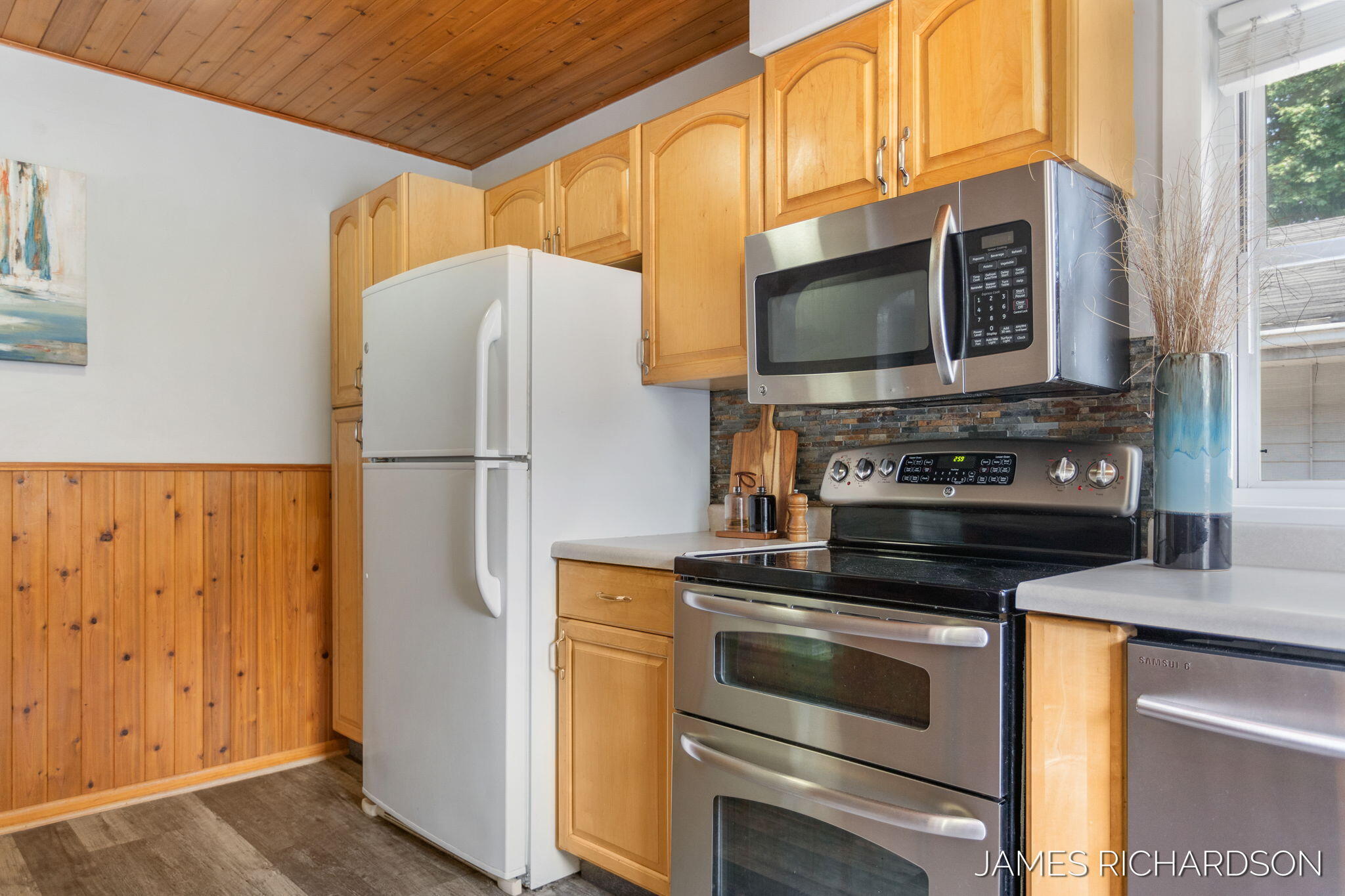 226 Prospect Street Spring Lake, MI 49456 - Photo 10 of 29 19-web-or-mls-226 Prospect St, Spring La