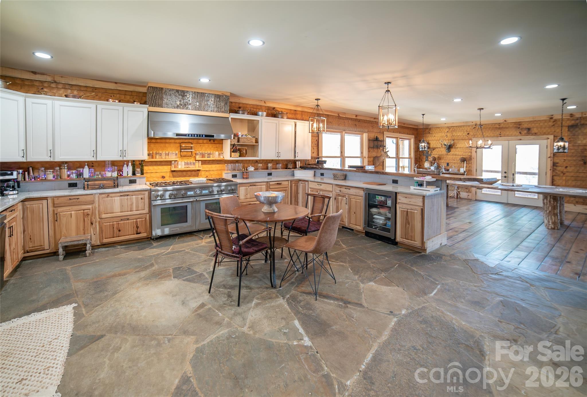 4885 Grandin Road Lenoir, NC 28645 - Photo 16 of 34