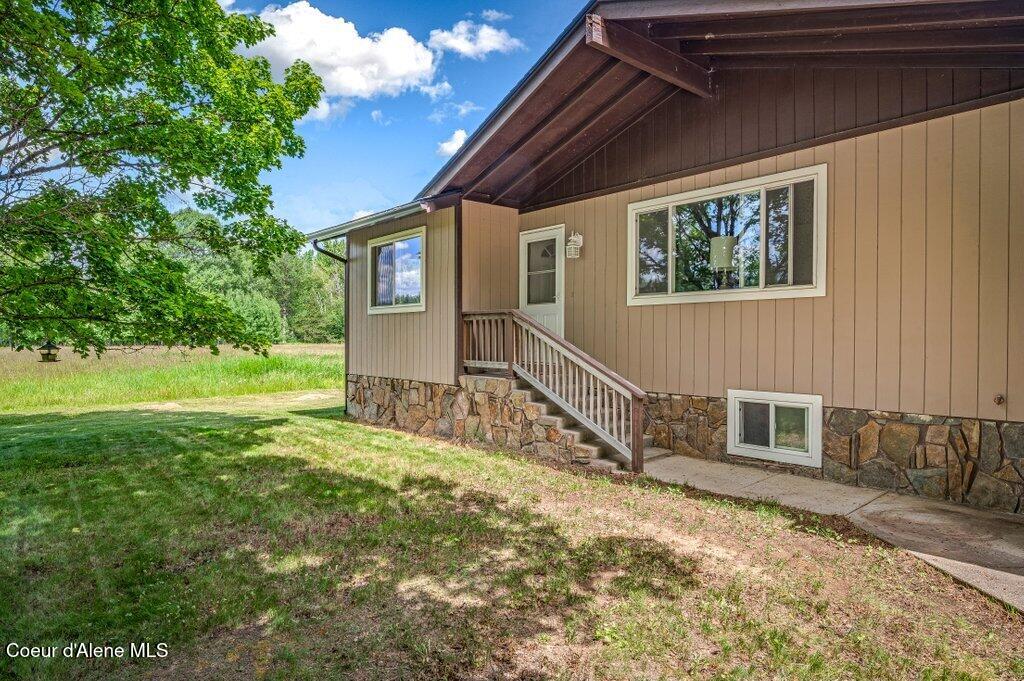 1495 Colburn Culver Road Sandpoint, ID 83864 - Photo 2 of 45 --2.jpg-SMALL