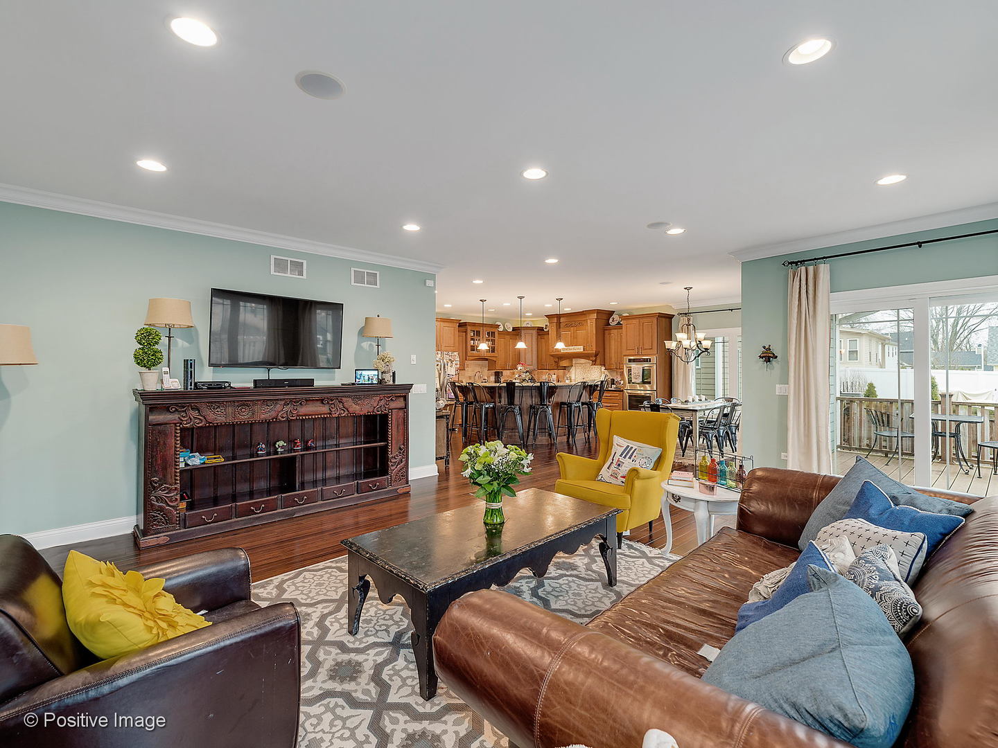 808 East Indiana Street Wheaton, IL 60187 - Photo 4 of 31